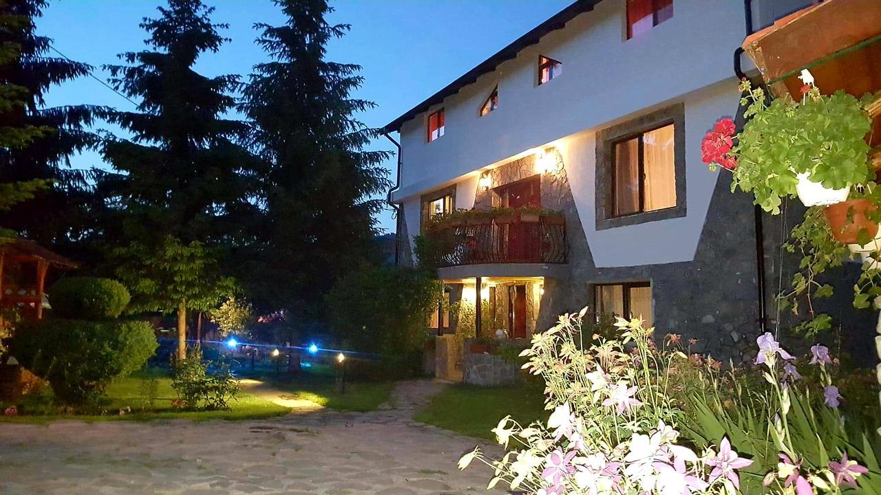 Vila Karina Teşila Εξωτερικό φωτογραφία